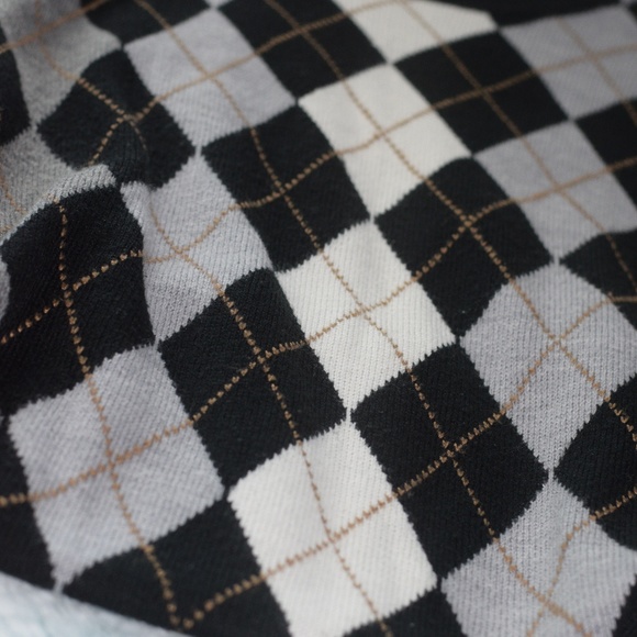 Top - Picture 3 of 4